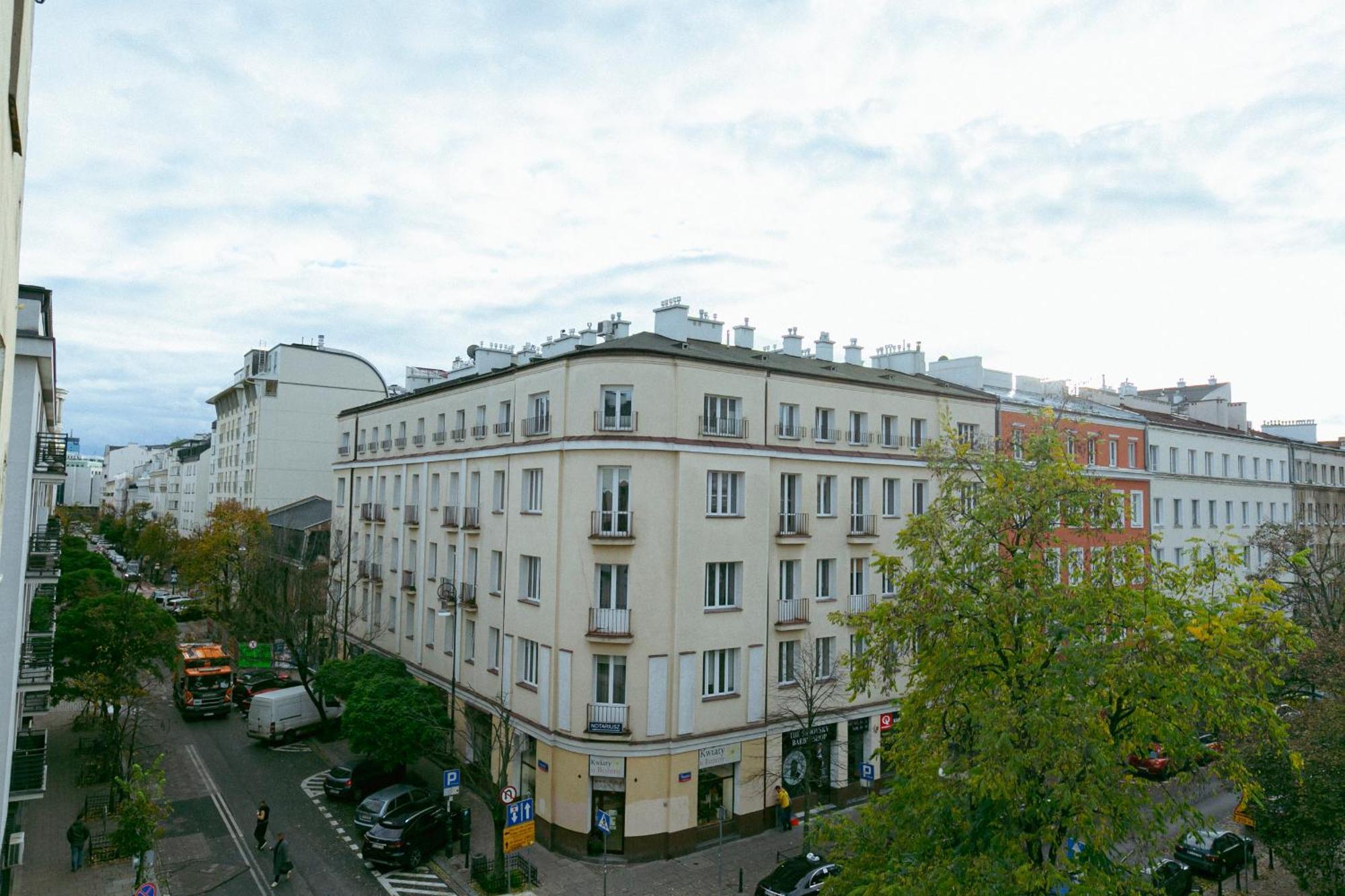Wspolna 54a - Free Parking - Dla 6 Osob - 450 Metrow Od Dworca Centralnego I Zlotych Tarasow - Better Warschau